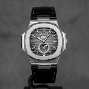 NAUTILUS 5726A ANNUAL CALENDAR MOONPHASE (2026)