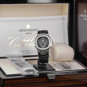 NAUTILUS 5726A ANNUAL CALENDAR MOONPHASE (2026)