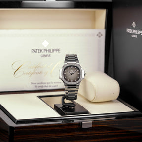 NAUTILUS 7118/1200A GRAY DIAL DIAMOND BEZEL (2022)