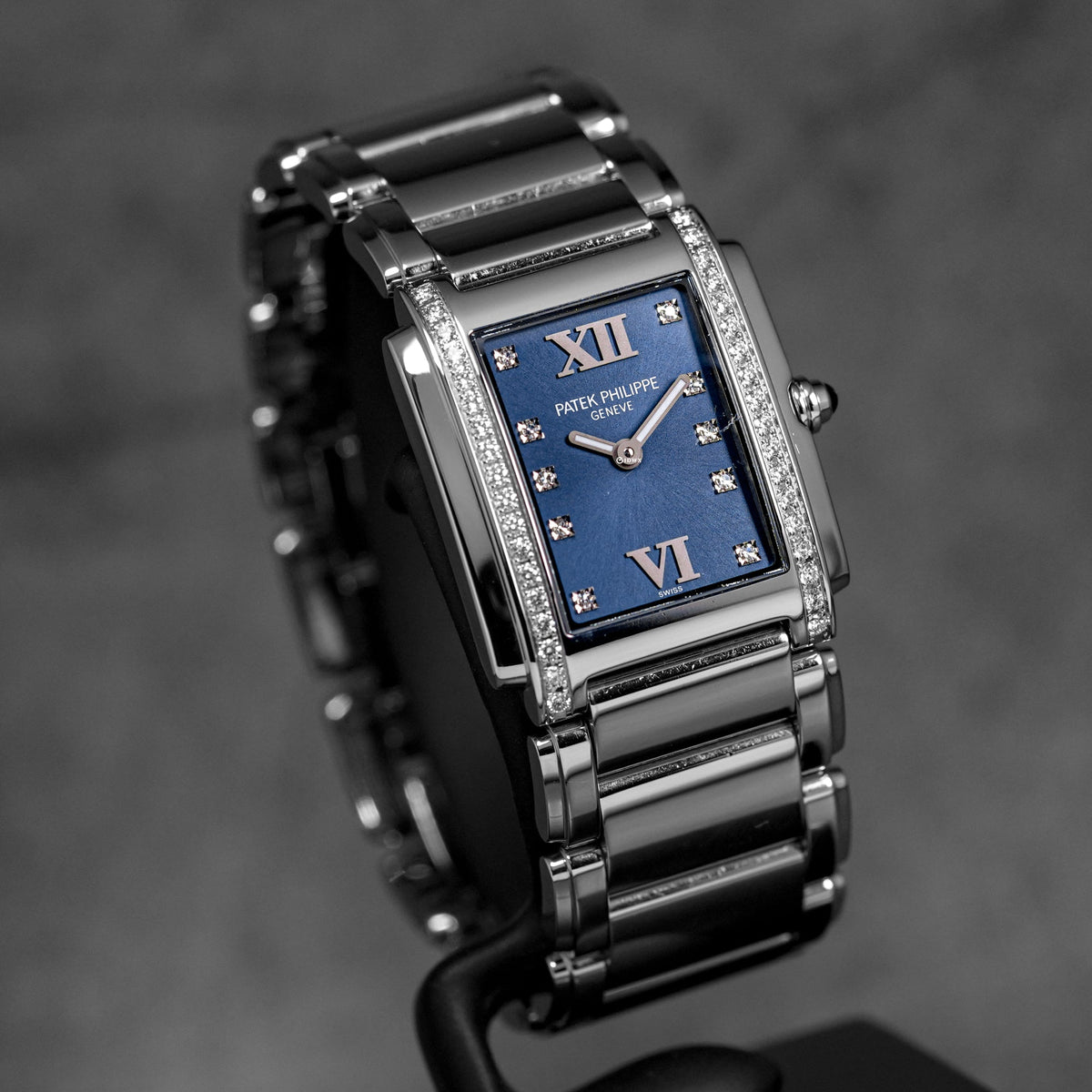 TWENTY~4 4910/10A BLUE DIAMOND DIAL (2018)