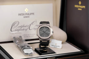 harga patek phlippe nautilus 5711g