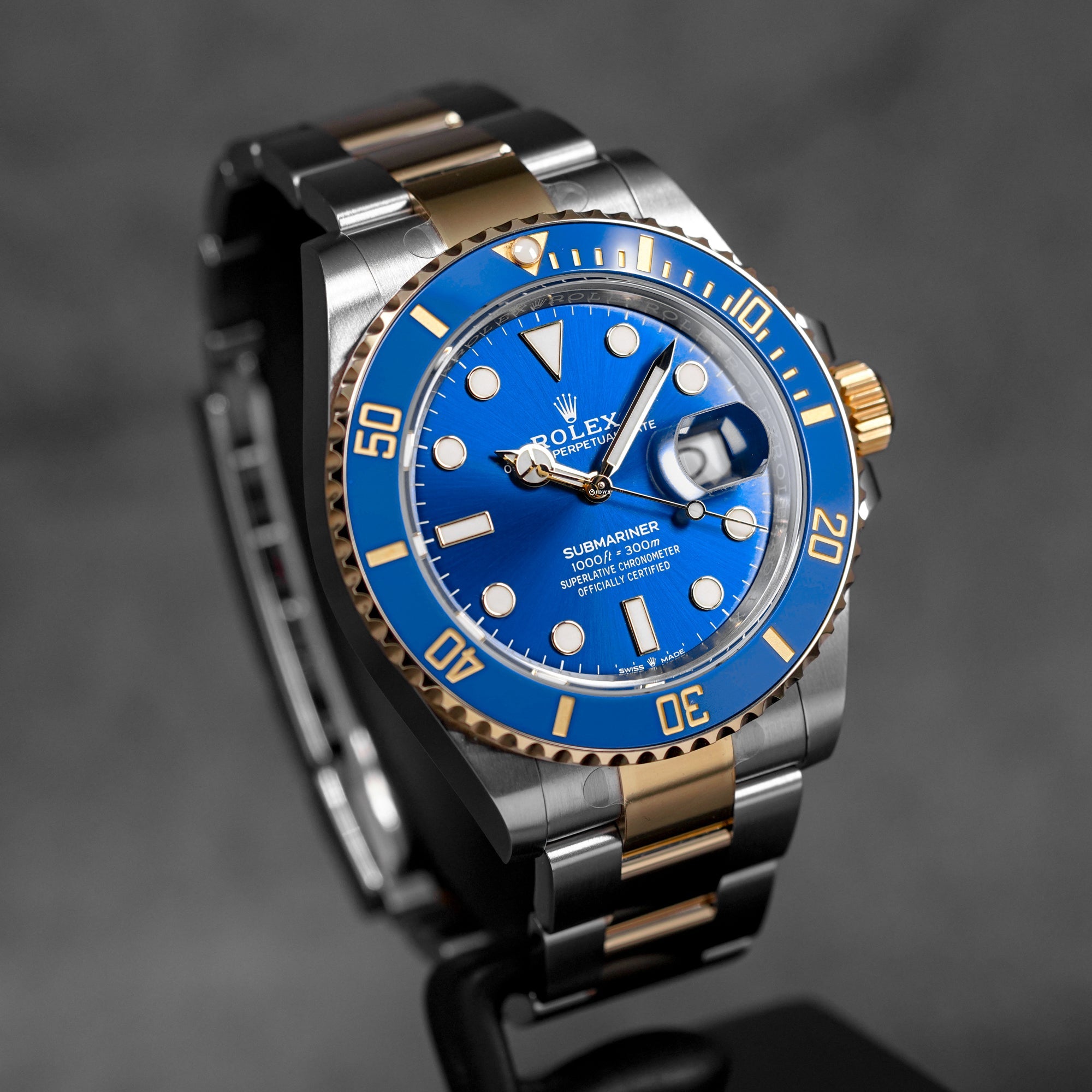 SUBMARINER DATE 41MM TWOTONE YELLOWGOLD BLUE DIAL (2022)