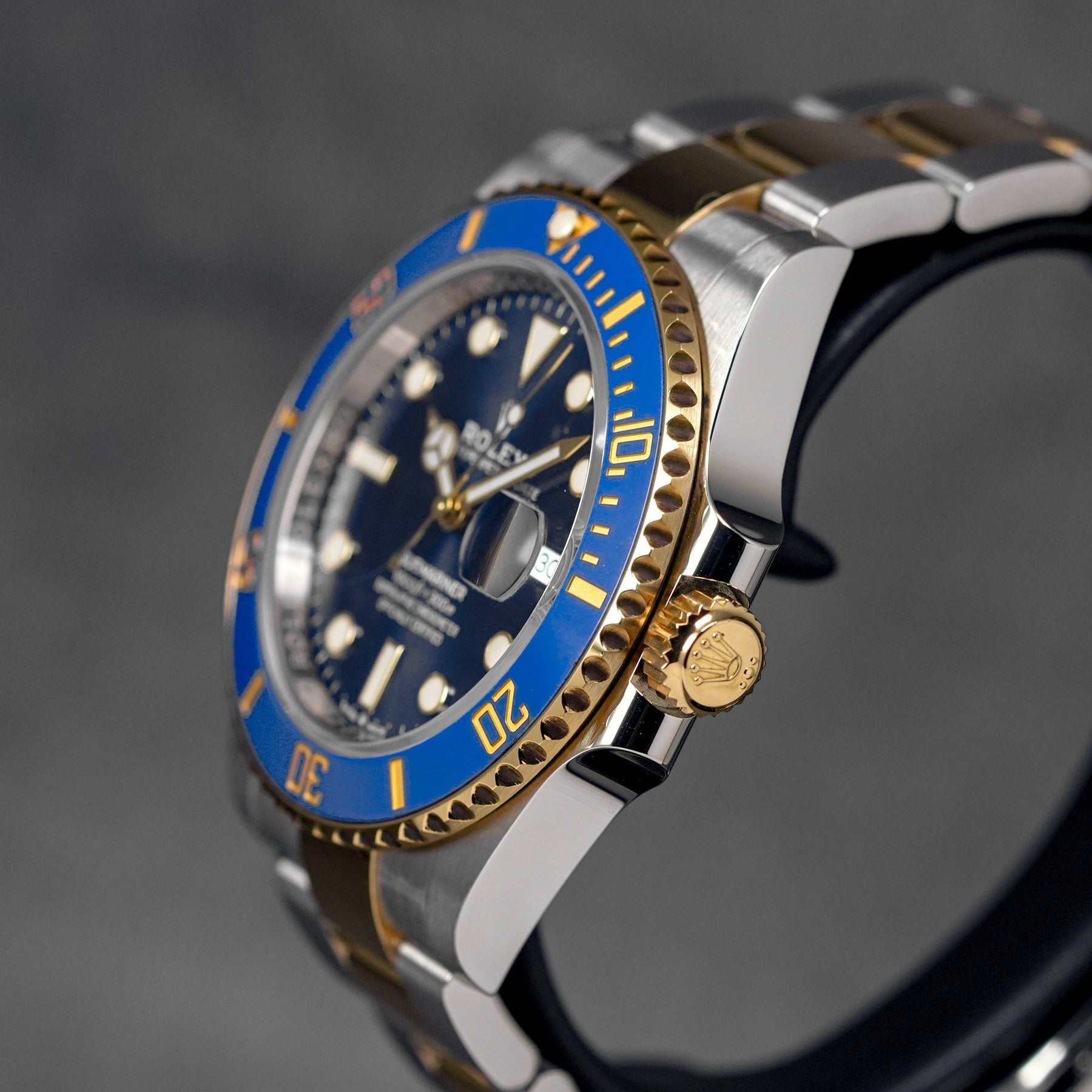 SUBMARINER DATE 41MM TWOTONE YELLOWGOLD BLUE DIAL (2022)