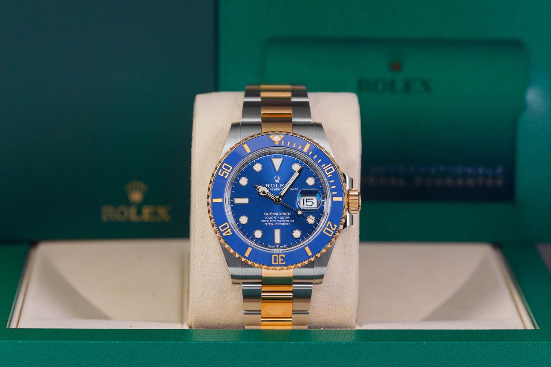 SUBMARINER DATE 41MM TWOTONE YELLOWGOLD BLUE DIAL (2021)