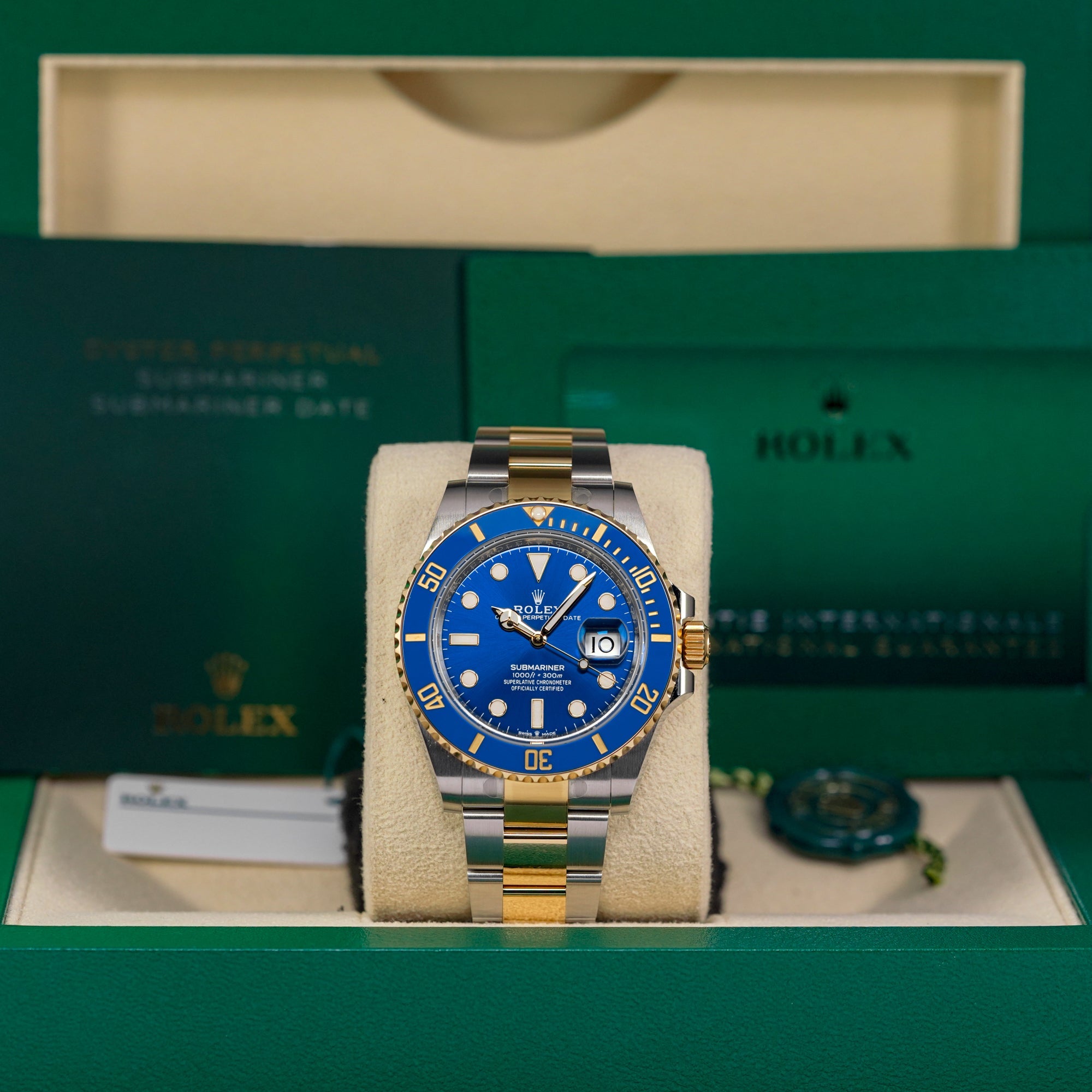 SUBMARINER DATE 41MM TWOTONE YELLOWGOLD BLUE DIAL (2022)