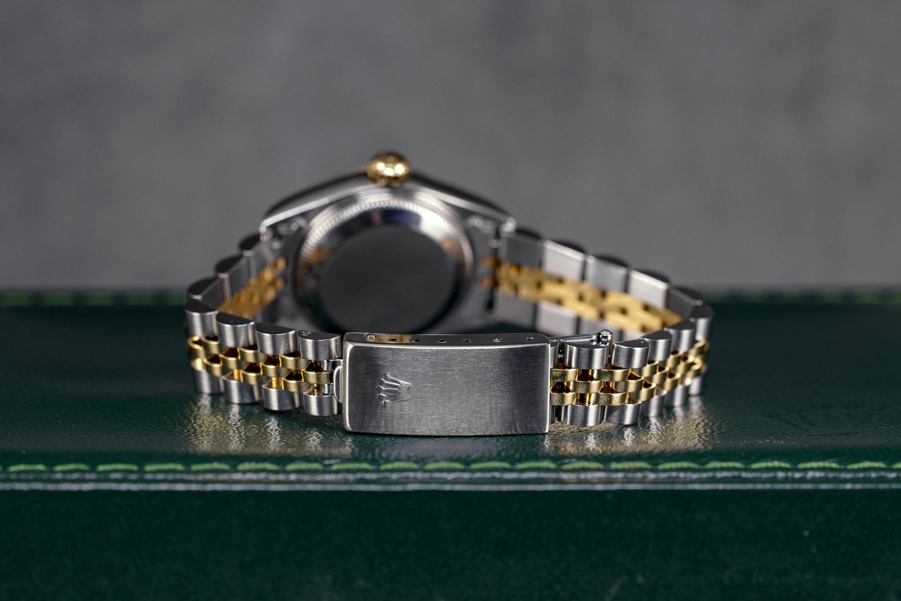 DATEJUST 26MM TWOTONE YELLOWGOLD BLACK DIAMOND DIAL (1999)