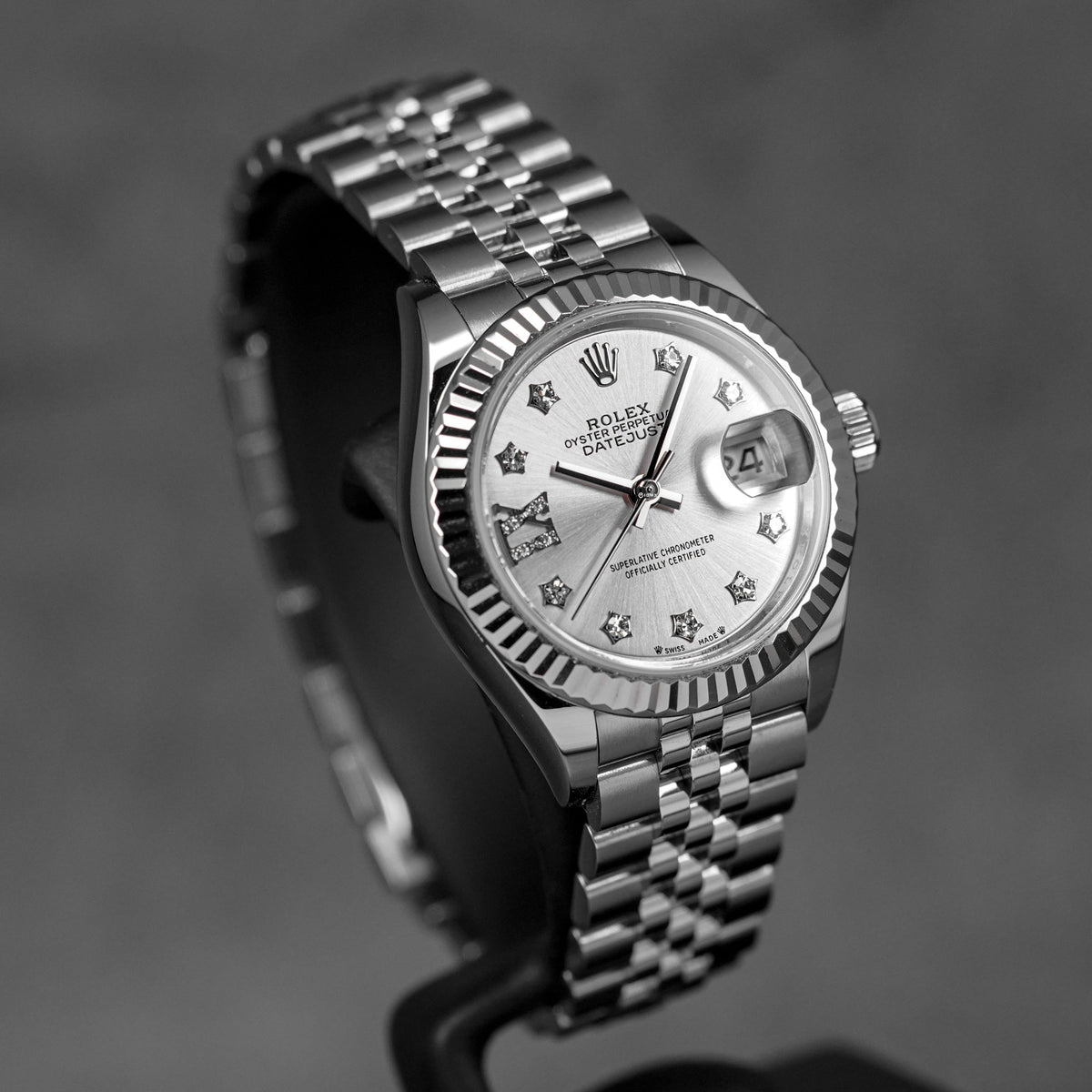 harga rolex datejust 28 silver diamond star indonesia