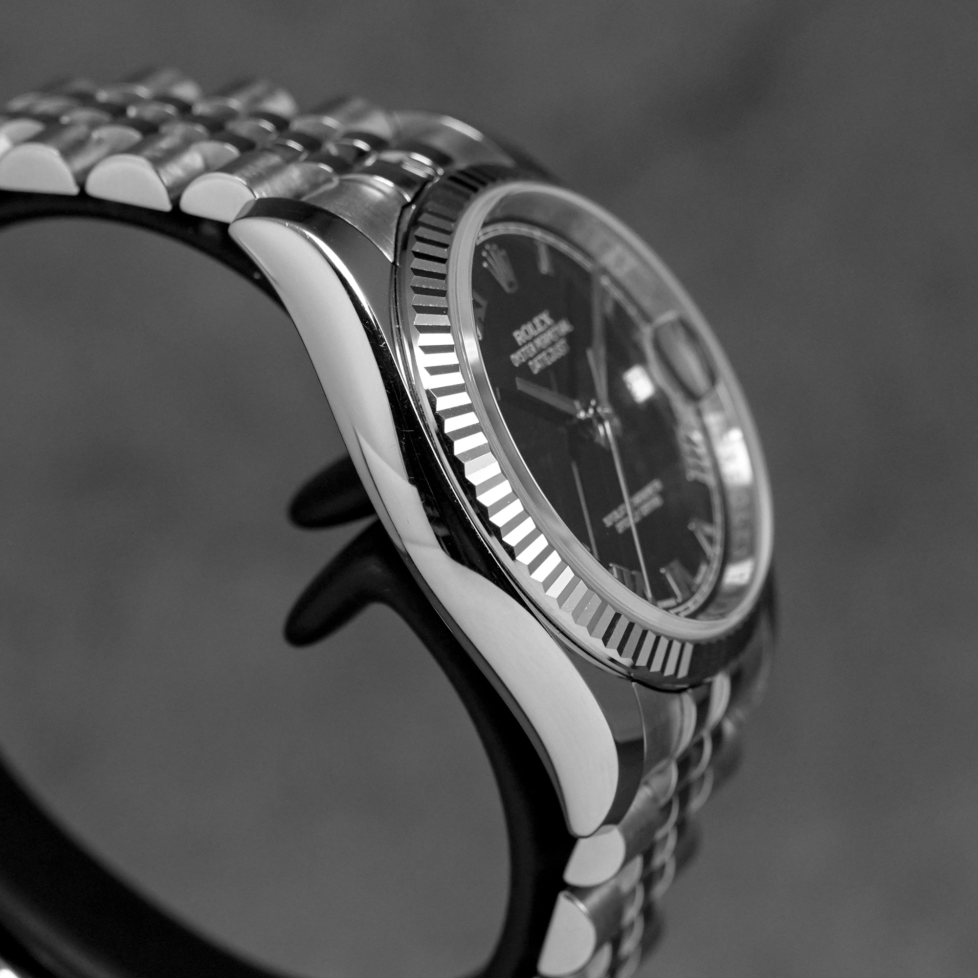 DATEJUST 36MM BLACK ROMAN DIAL (2010)