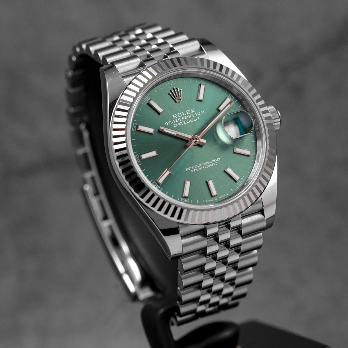 harga rolex datejust 41mm mint green indonesia