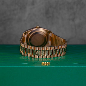 DAYDATE 40MM ROSEGOLD PINK DIAMOND BAGUETTE DIAL (2022)