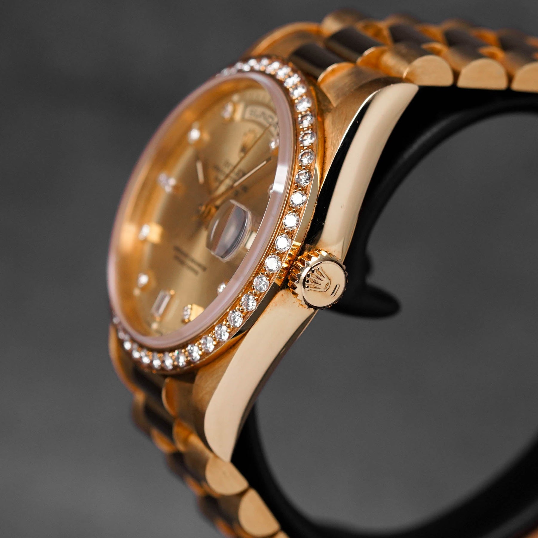 DAYDATE 36MM 18348 YELLOWGOLD CHAMPAGNE DIAMOND DIAL DIAMOND BEZEL (WATCH & BOX)