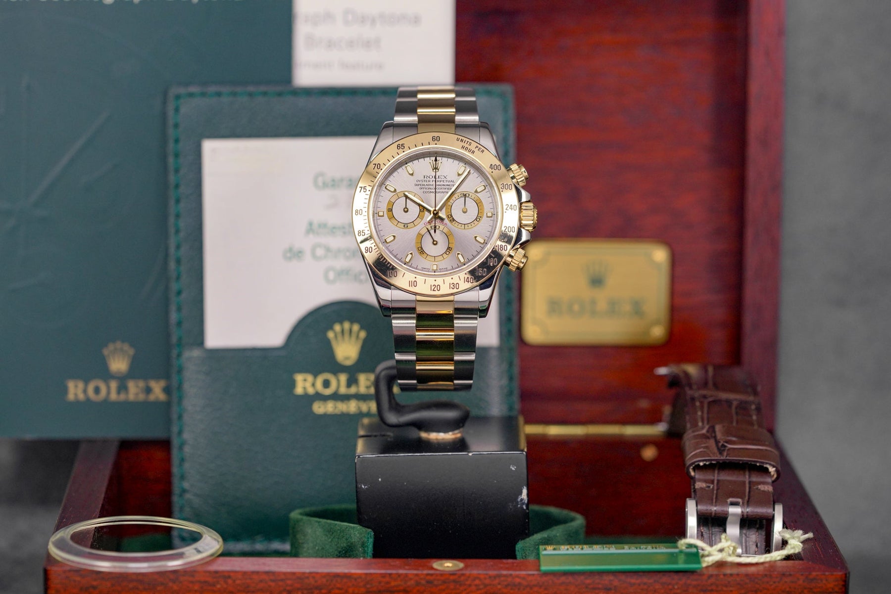harga rolex daytona twotone yellowgold grey indonesia