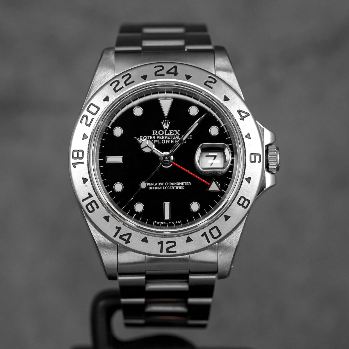 harga rolex explorer 16570 black indonesia