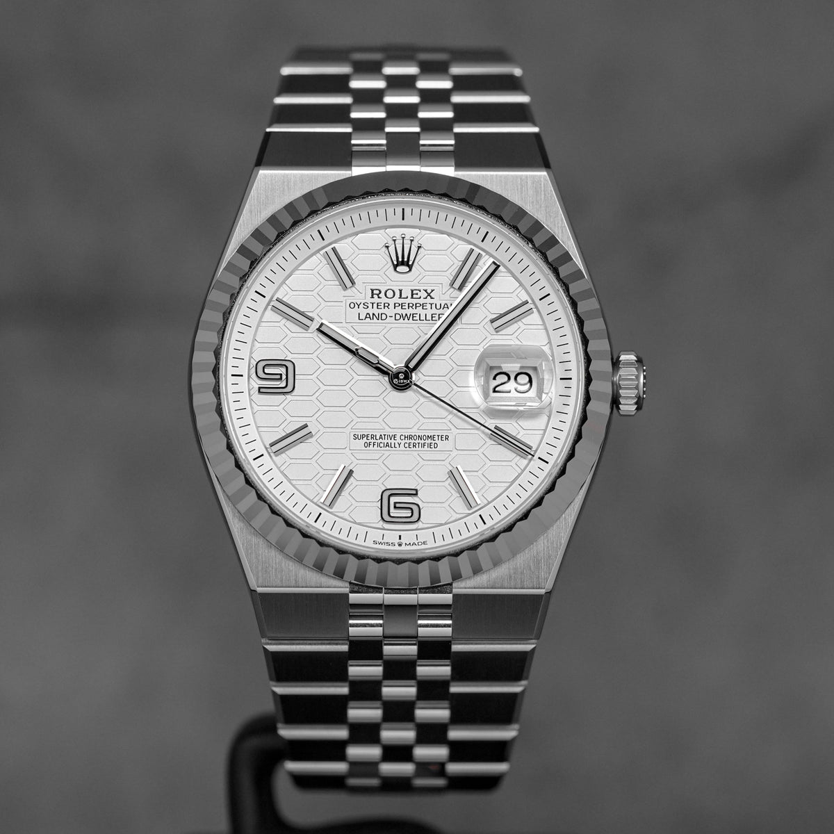 harga rolex land dweller 40mm white indonesia terbaru