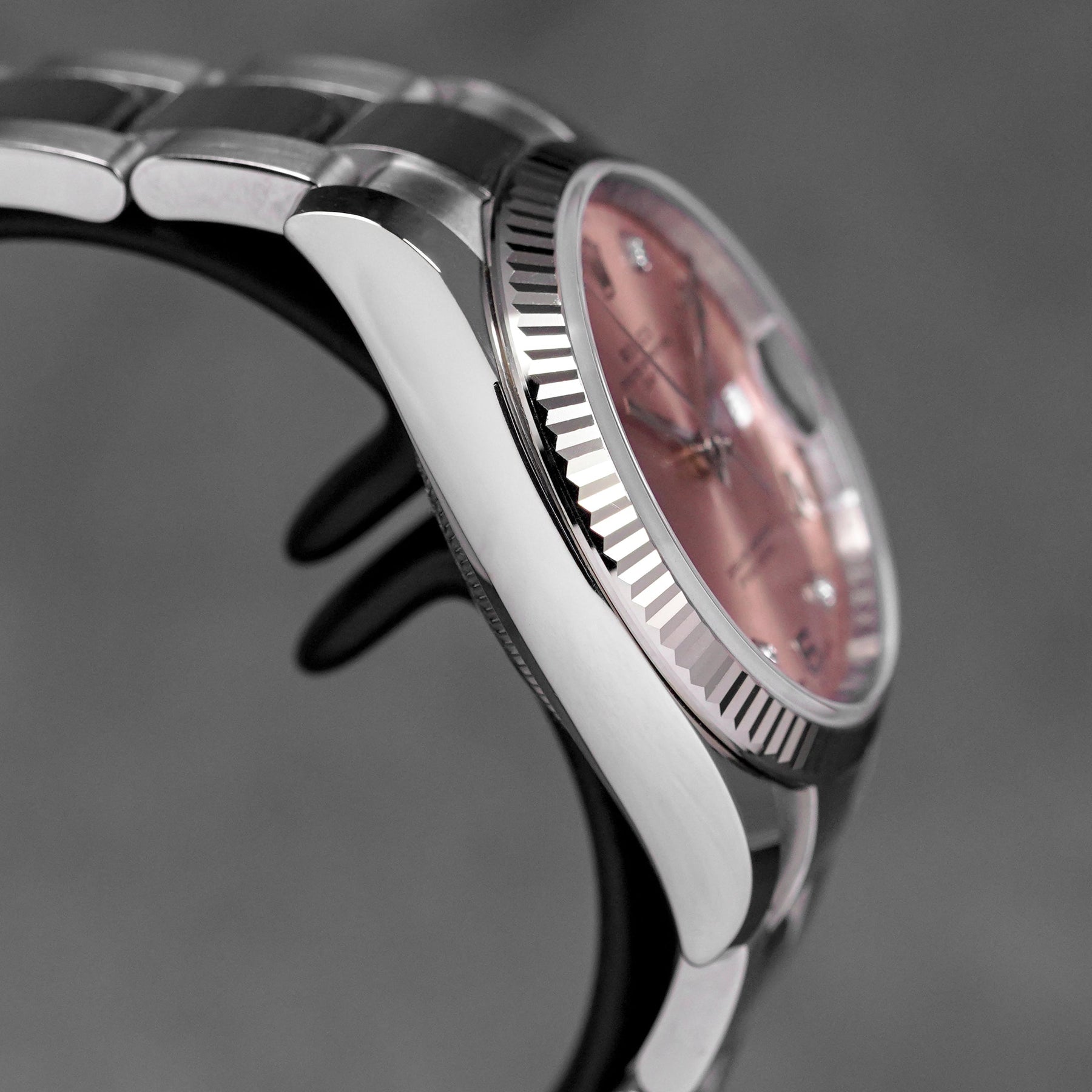 OYSTER PERPETUAL DATE 34MM PINK ARABIC DIAMOND DIAL (2019)