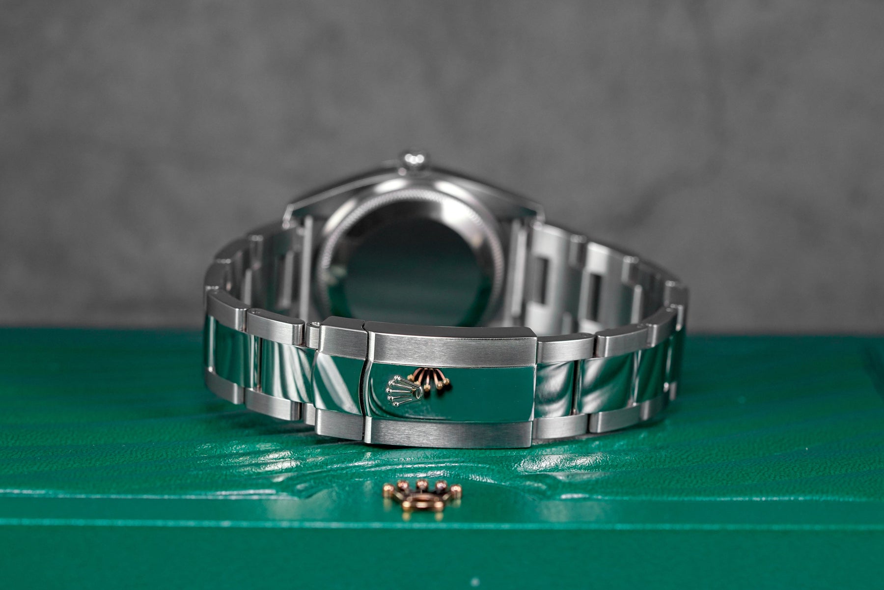 OYSTER PERPETUAL DATE 34MM PINK ARABIC DIAMOND DIAL (2019)