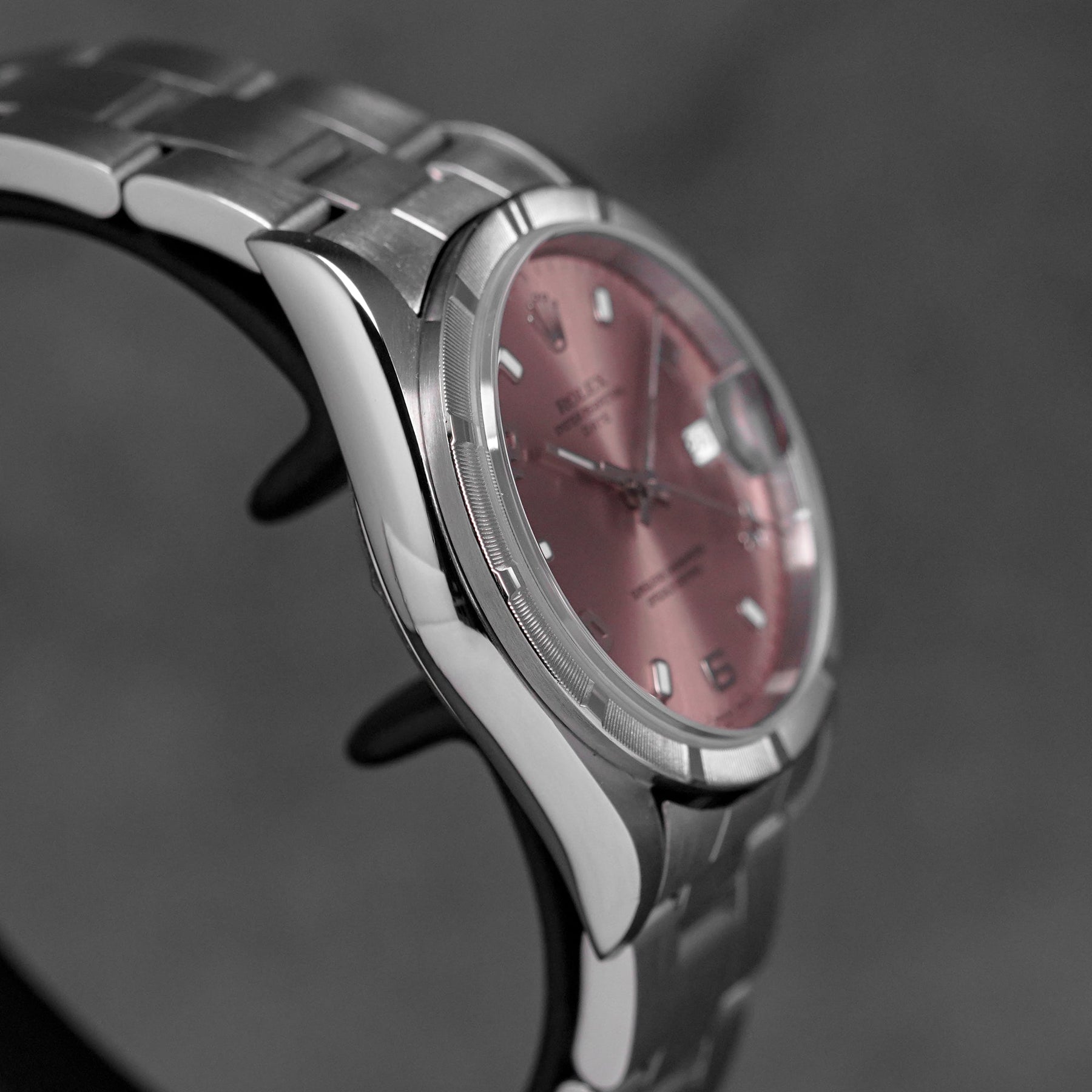 OYSTER PERPETUAL DATE 34MM 15210 ENGINE-TURNED BEZEL SALMON DIAL 'K SERIES' (WATCH ONLY)