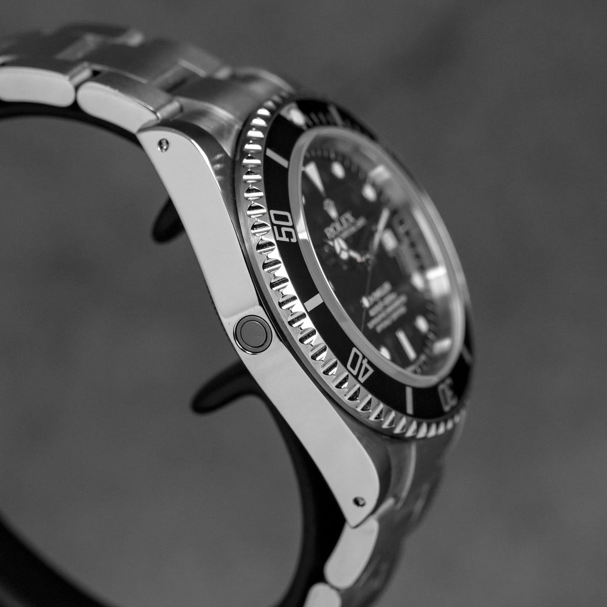 rolex sea dweller 4000 indonesia