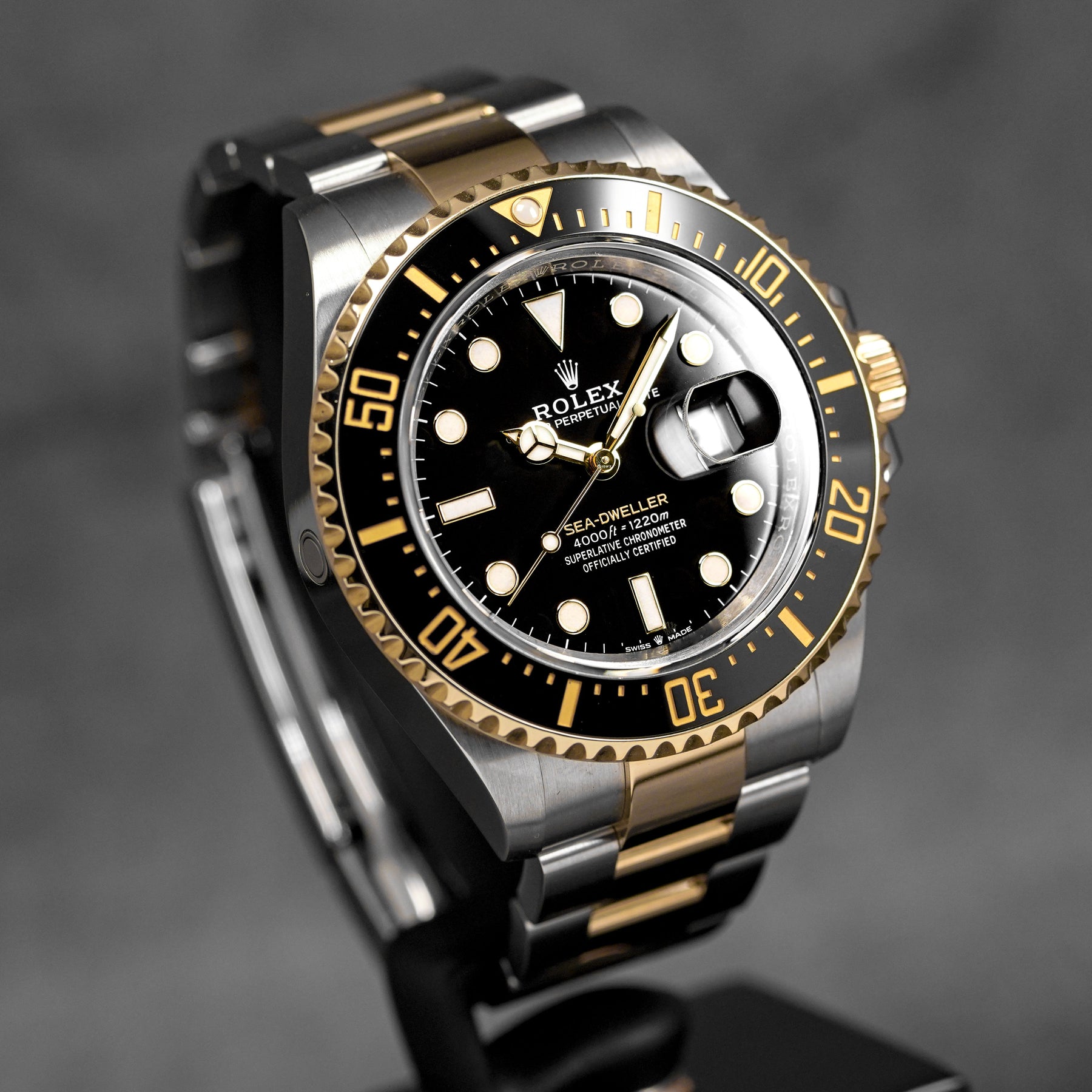harga rolex sea dweller gold black indonesia