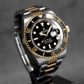 harga rolex sea dweller gold black indonesia