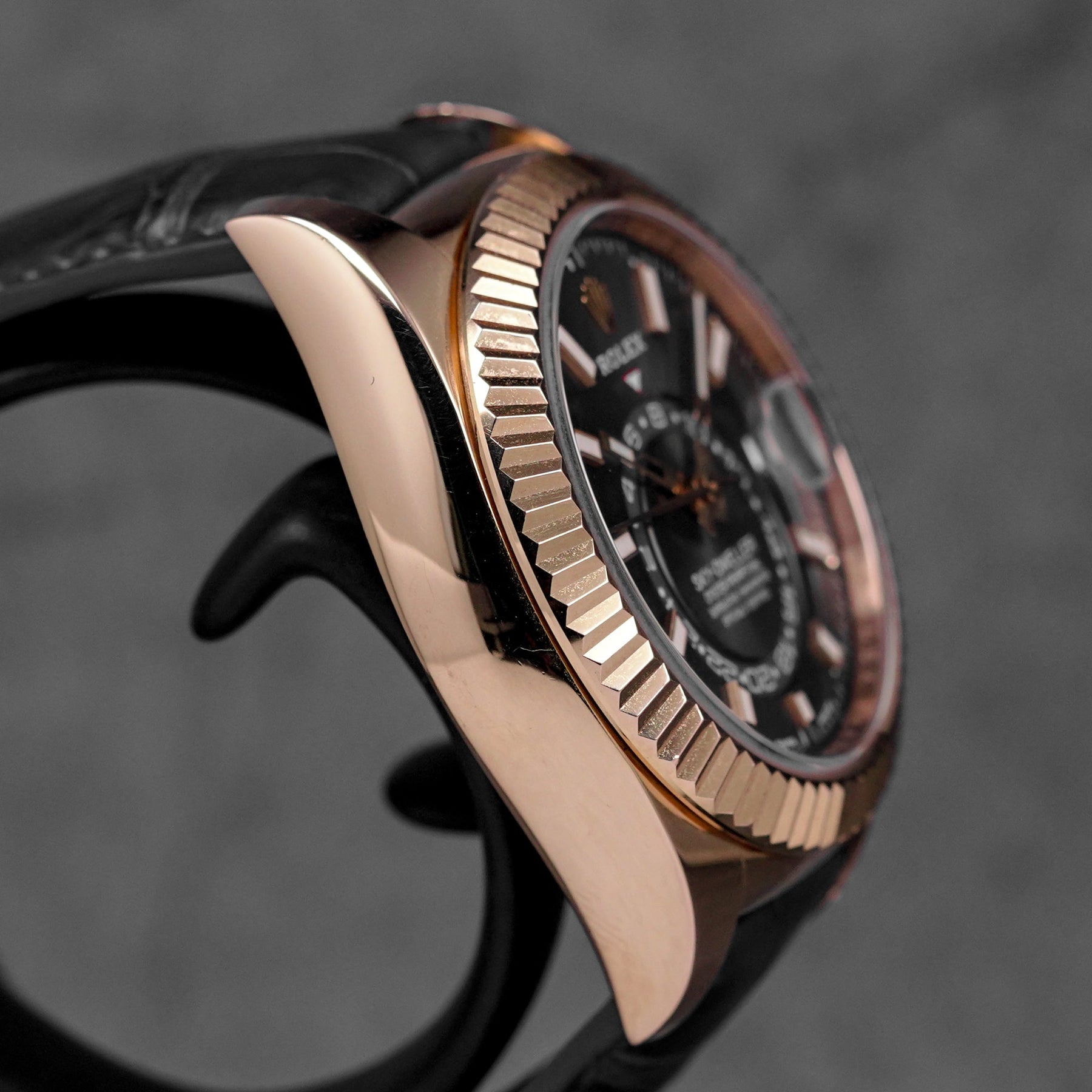 harga rolex sky dweller rosegold rhodium indonesia