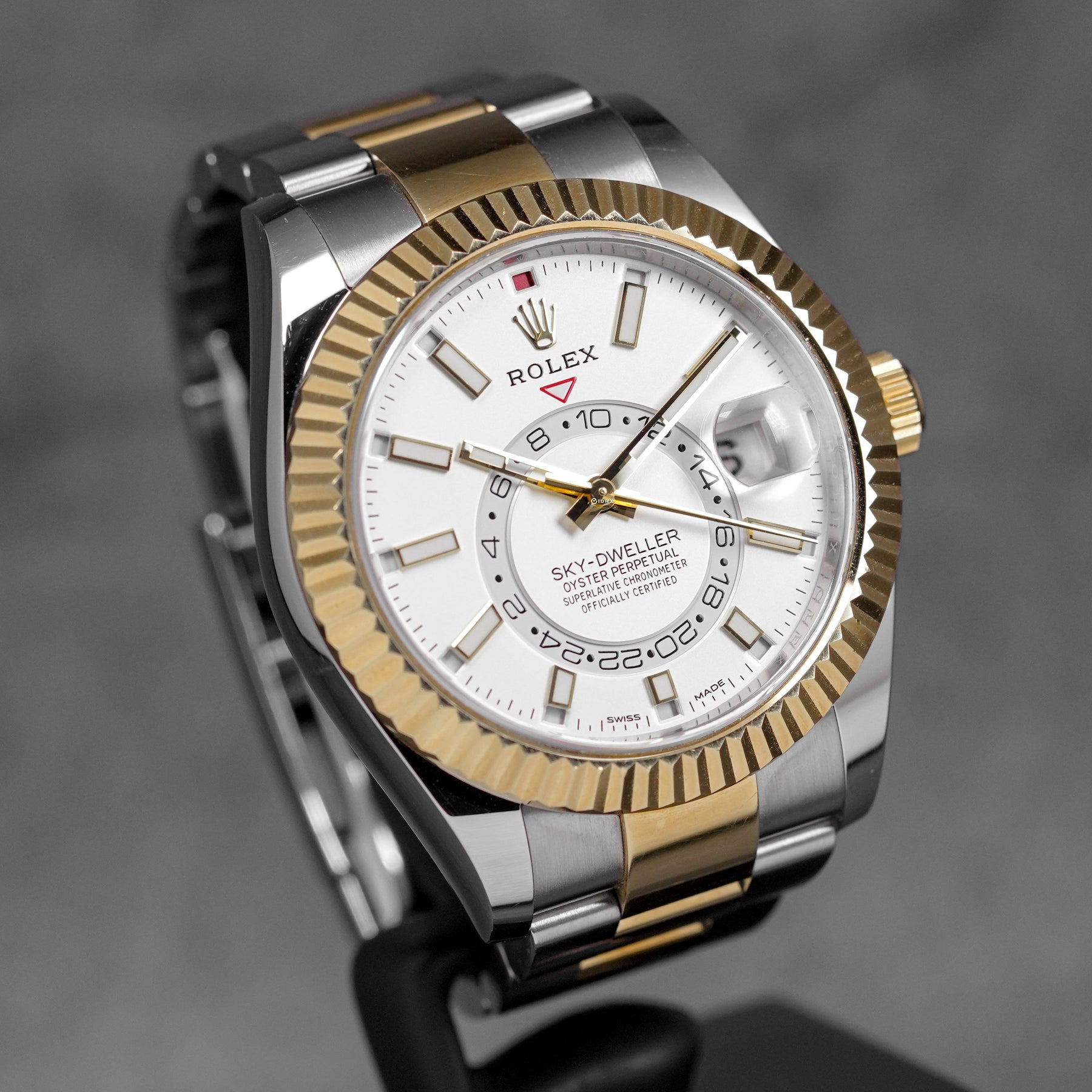 harga rolex sky dweller twotone yellowgold white indonesia