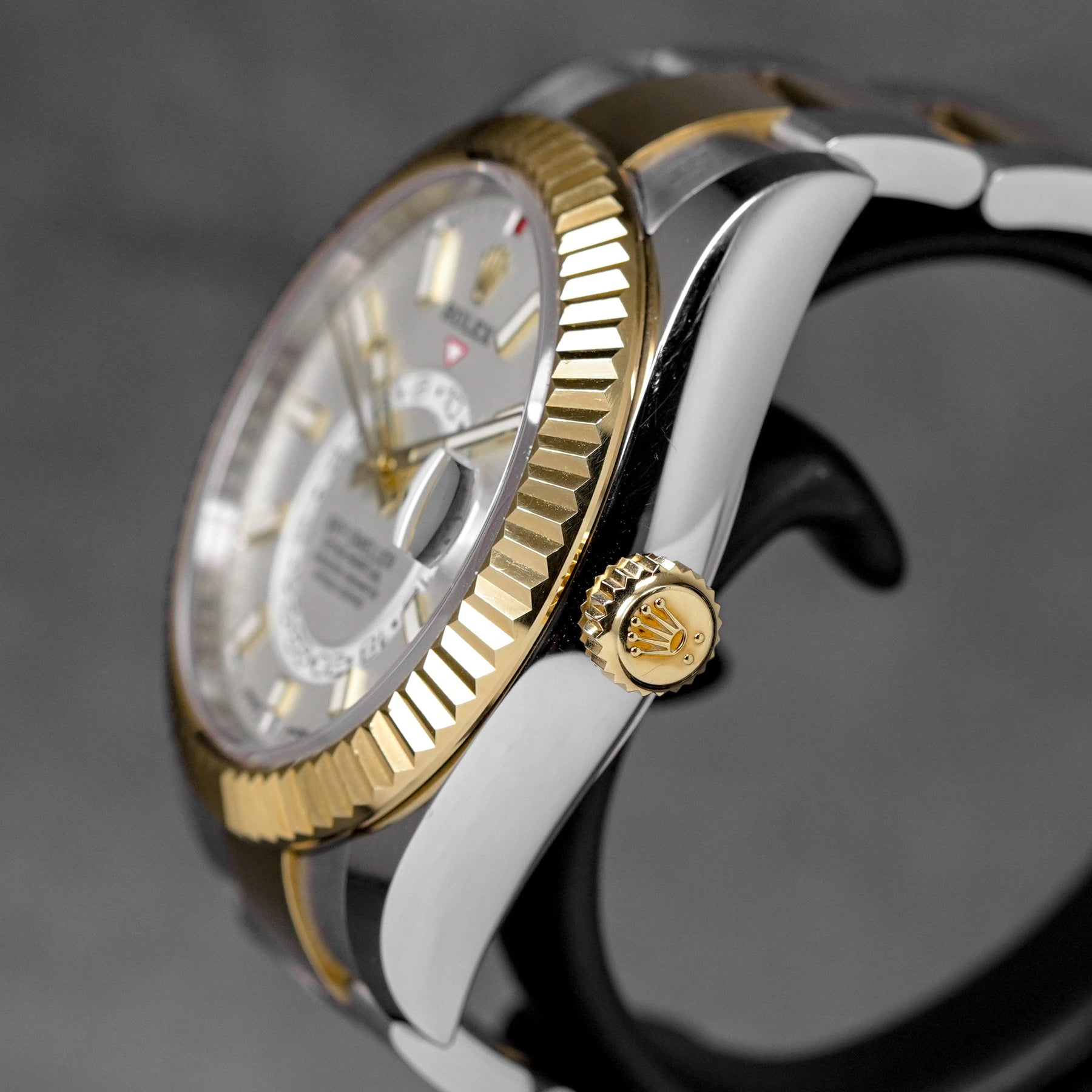 harga rolex sky dweller twotone yellowgold white indonesia