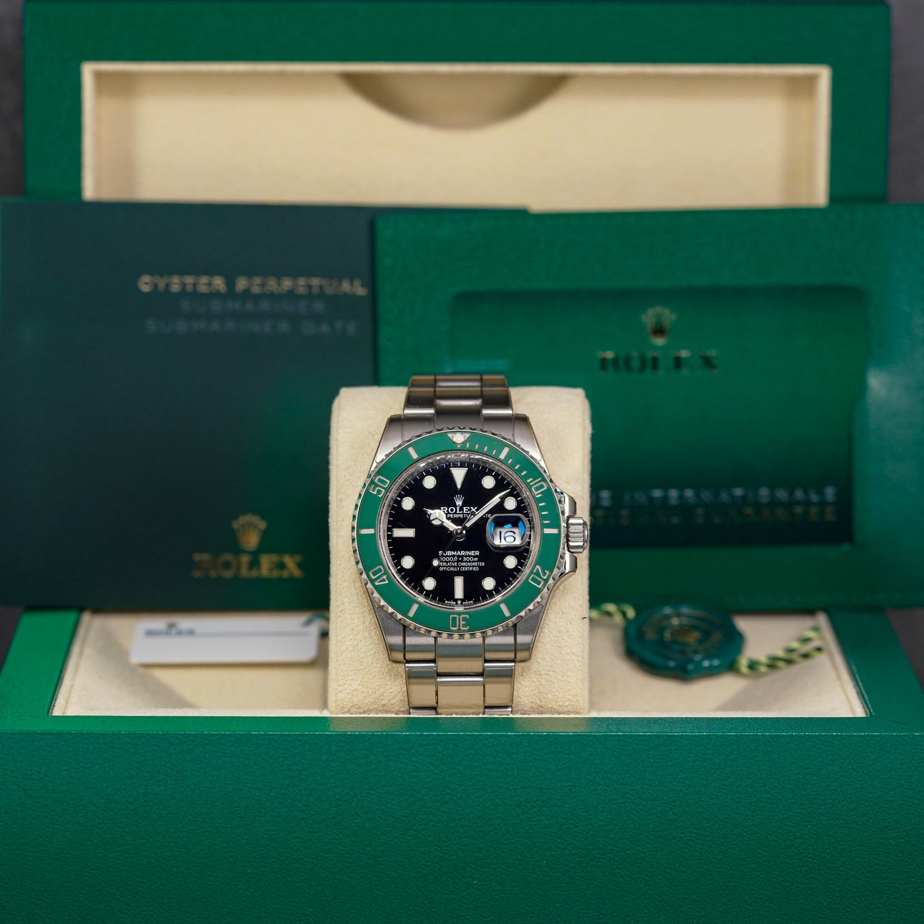 SUBMARINER DATE 41MM STARBUCKS (2022)