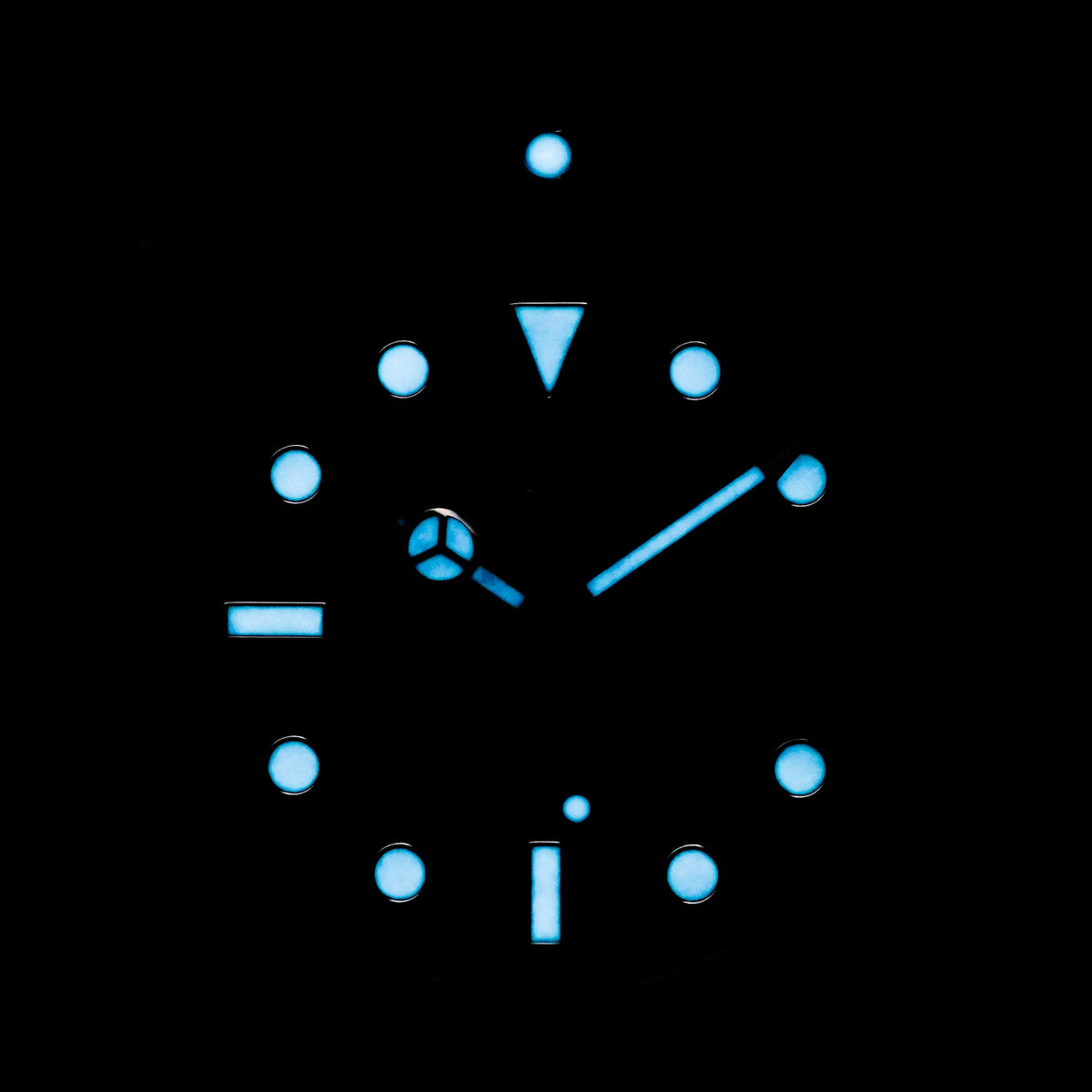 SUBMARINER DATE 41MM (2021)