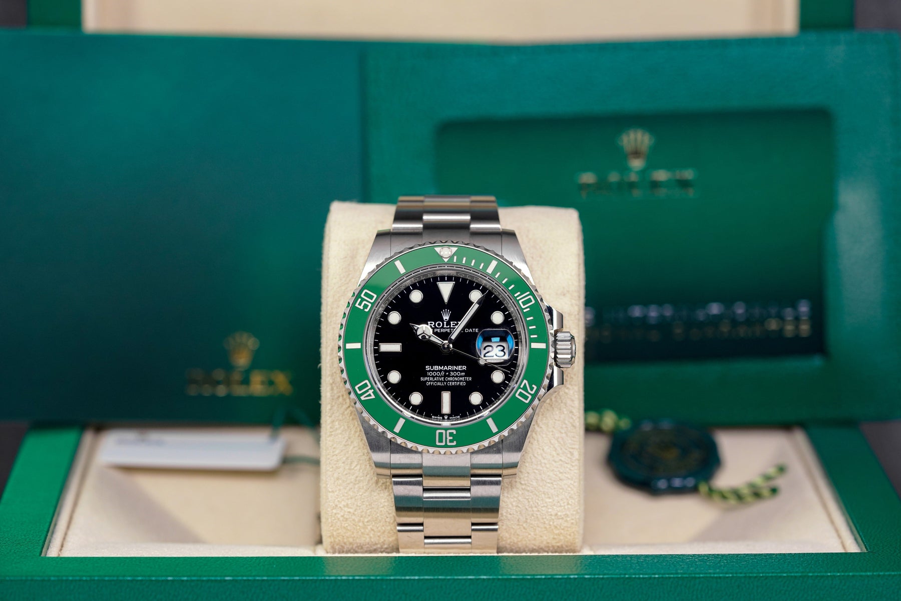 harga rolex submariner date starbucks indonesia