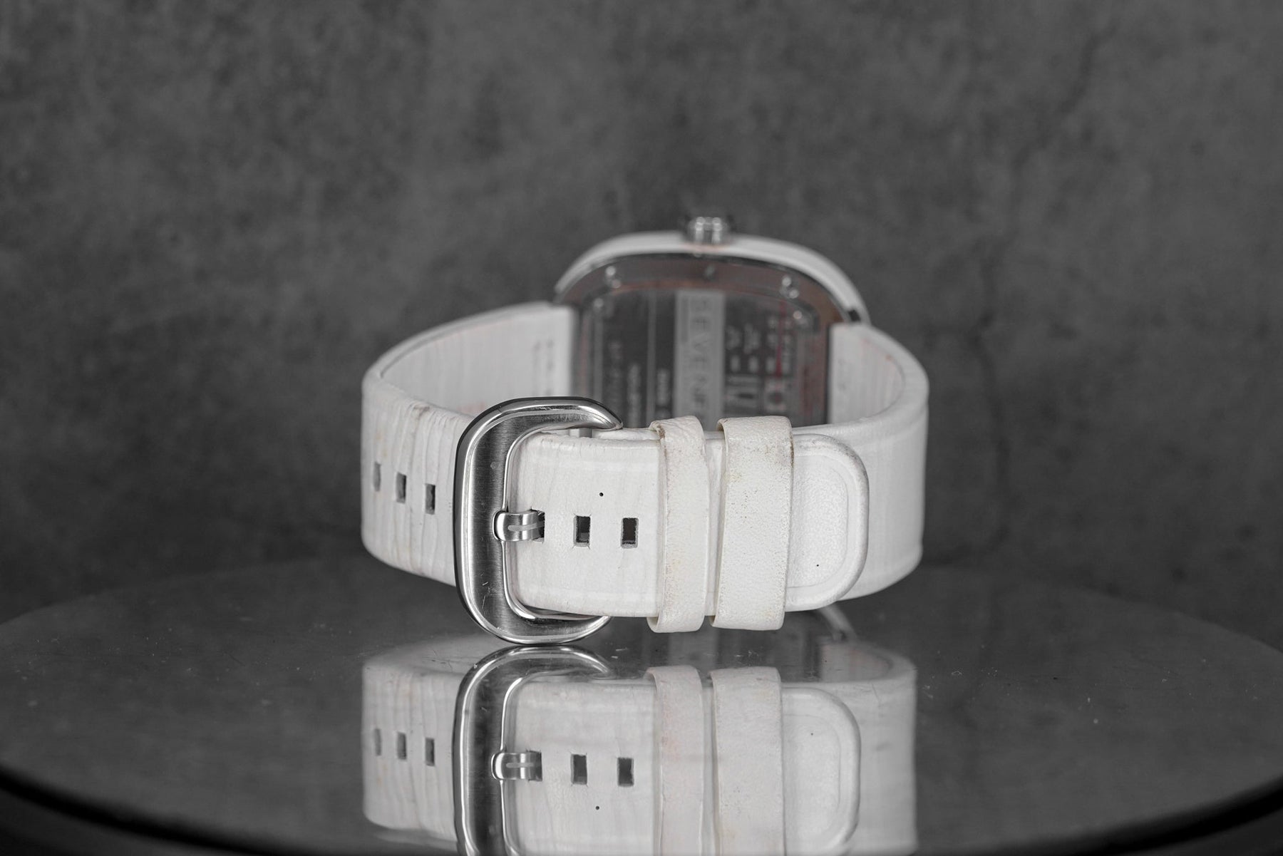 P-SERIES P1/02 WHITE (WATCH ONLY)