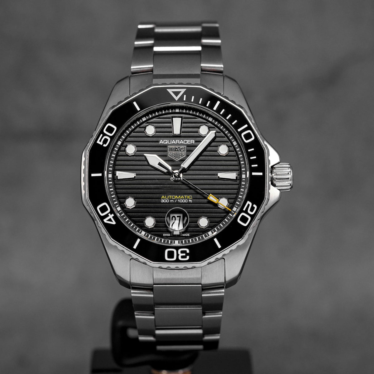 harga tag heuer aquaracer 300 date black