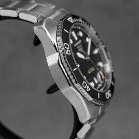 harga tag heuer aquaracer 300 date black