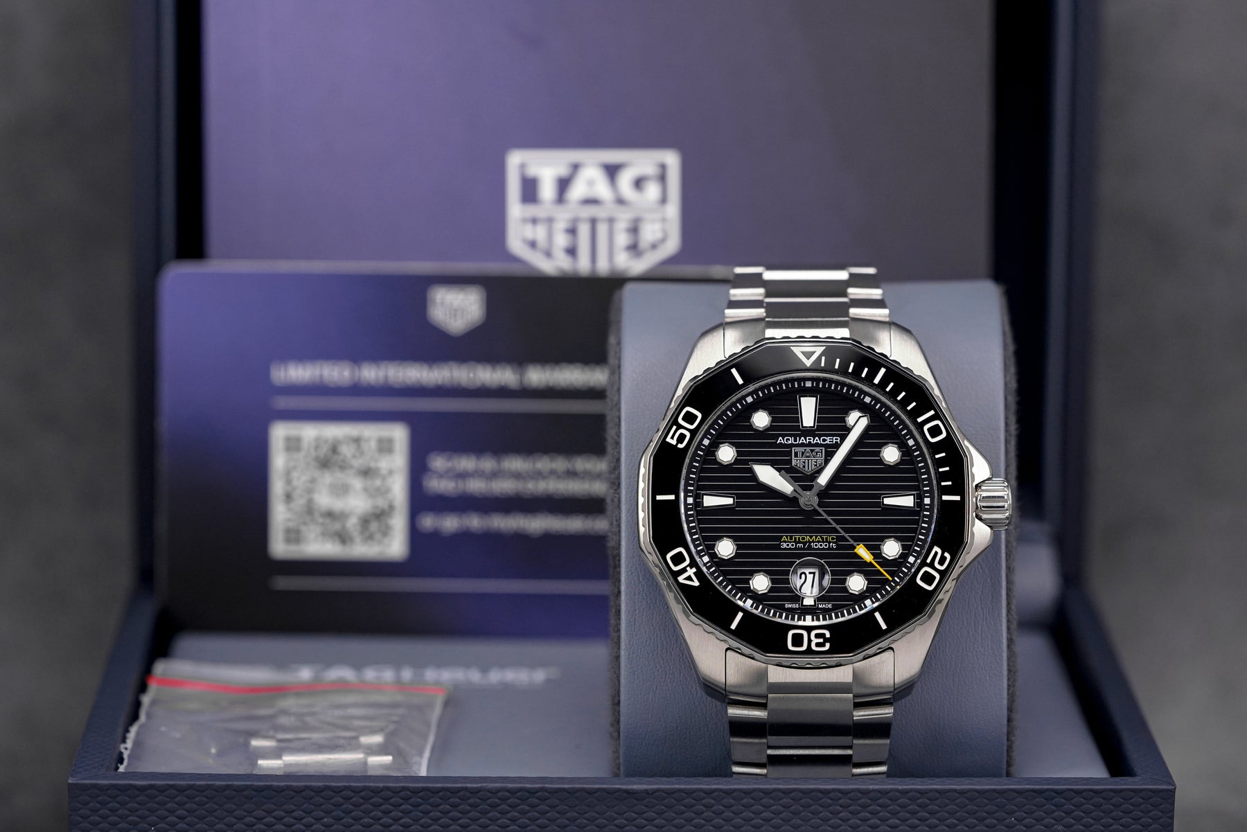 harga tag heuer aquaracer 300 date black