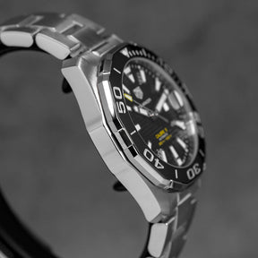 AQUARACER 300M CALIBRE 5 BLACK DIAL (2021)