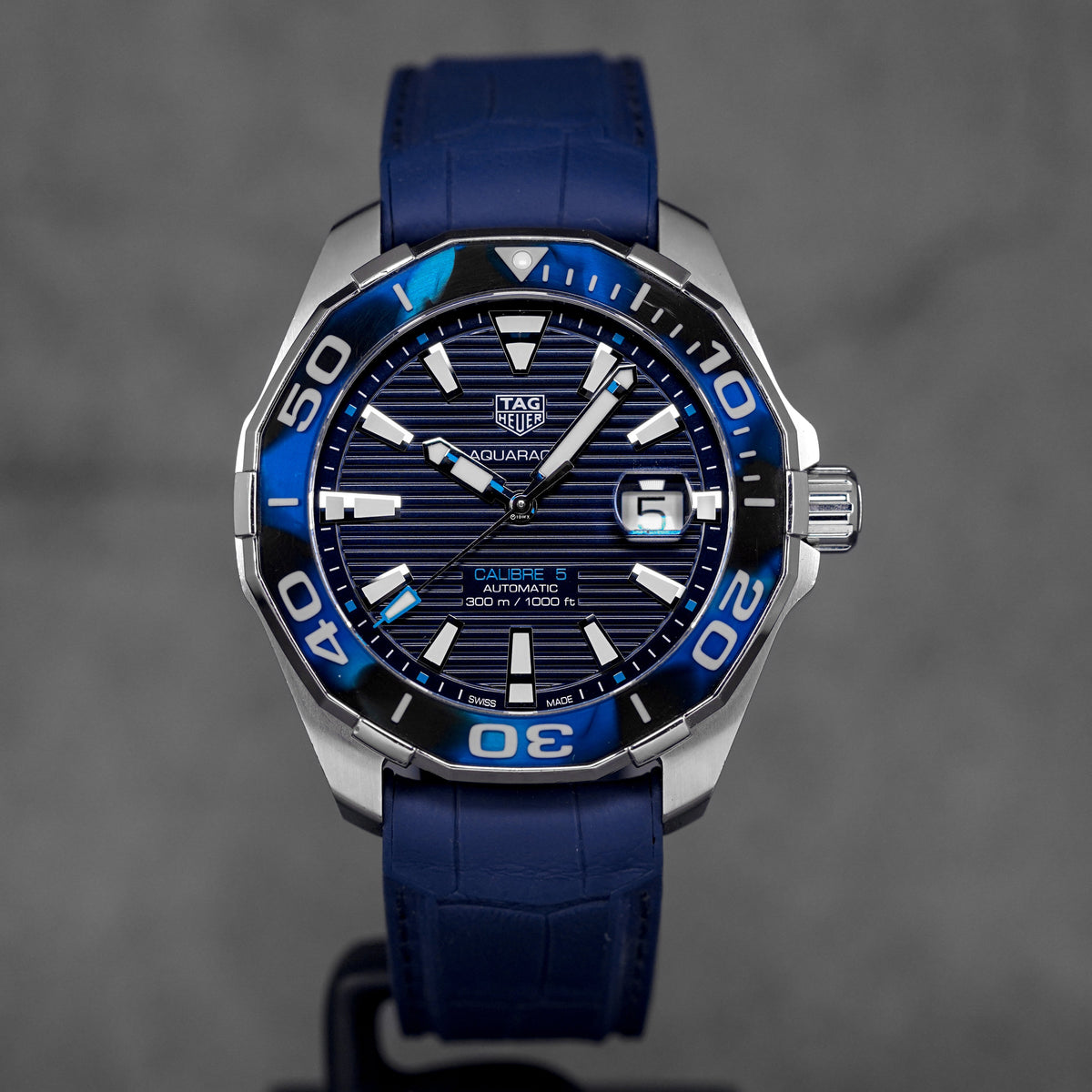 harga tag heuer aquaracer calibre 5 tortoise blue