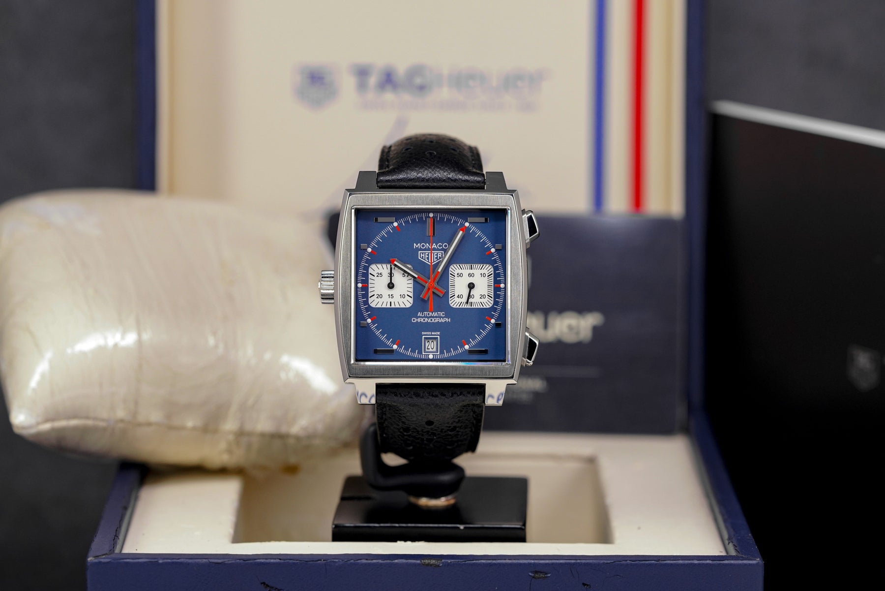 harga tag heuer manoca steve mcqueen