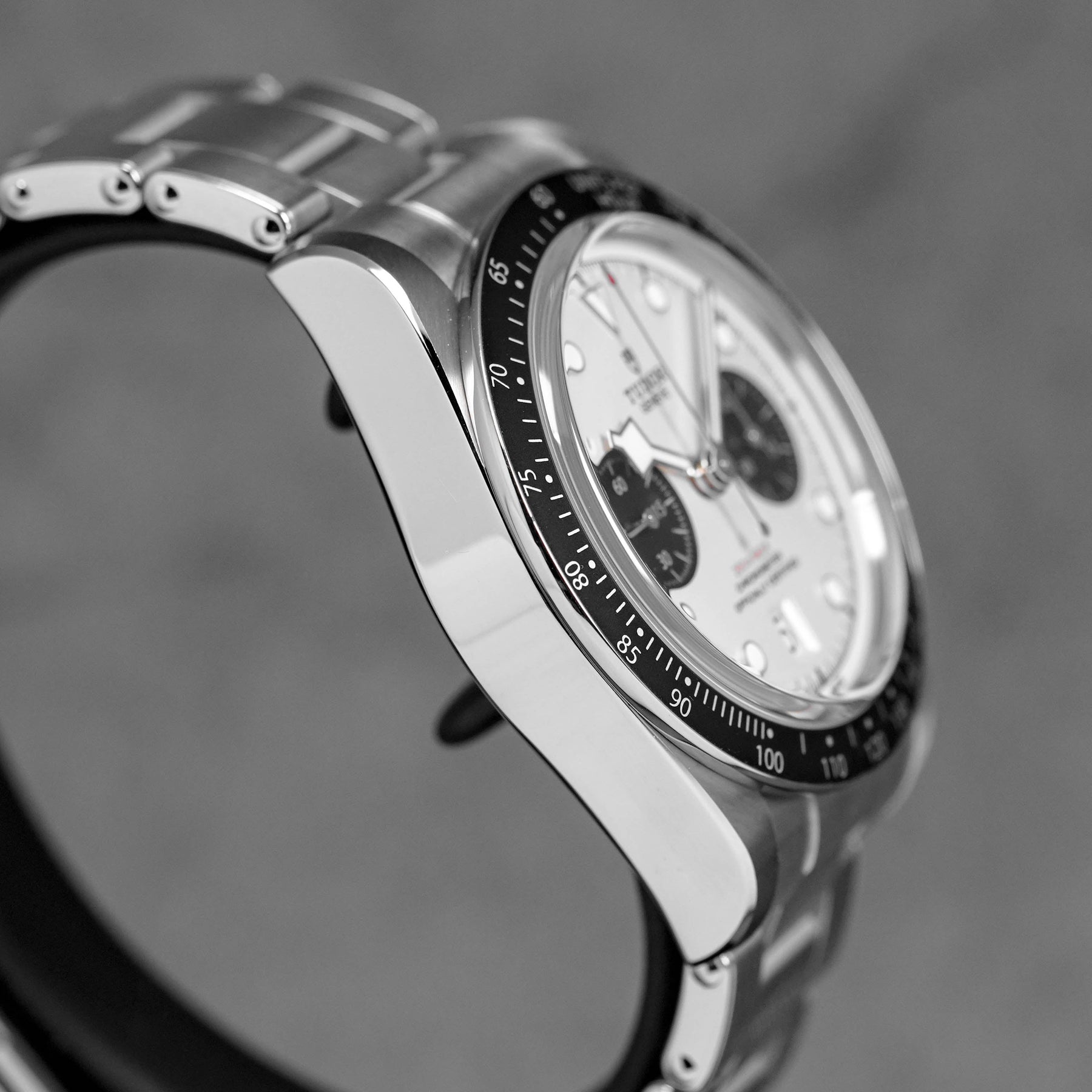 harga tudor black bay chrono panda