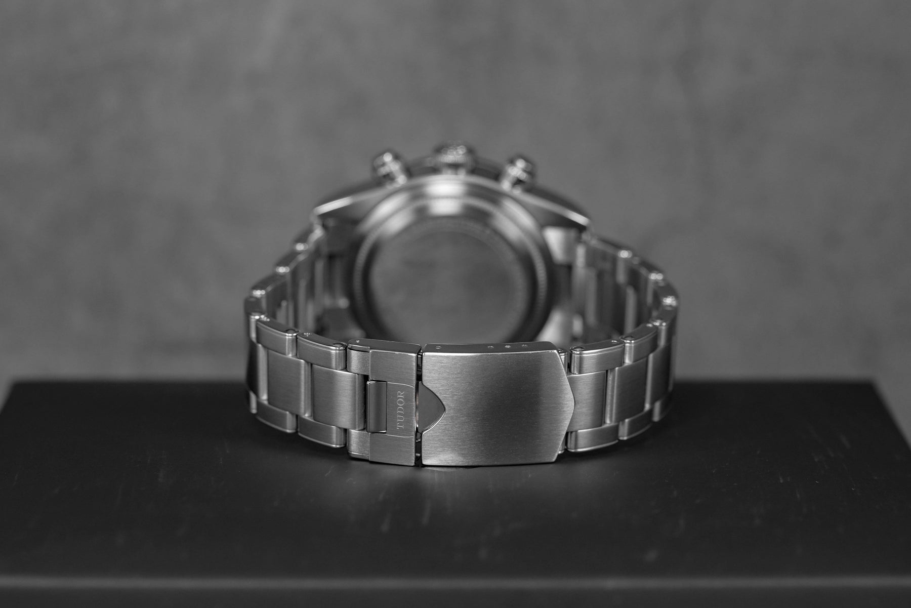 harga tudor black bay chrono panda