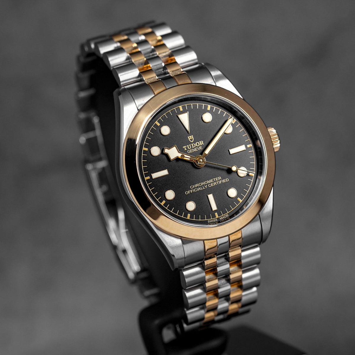 harga tudor black bay one 39 s&g