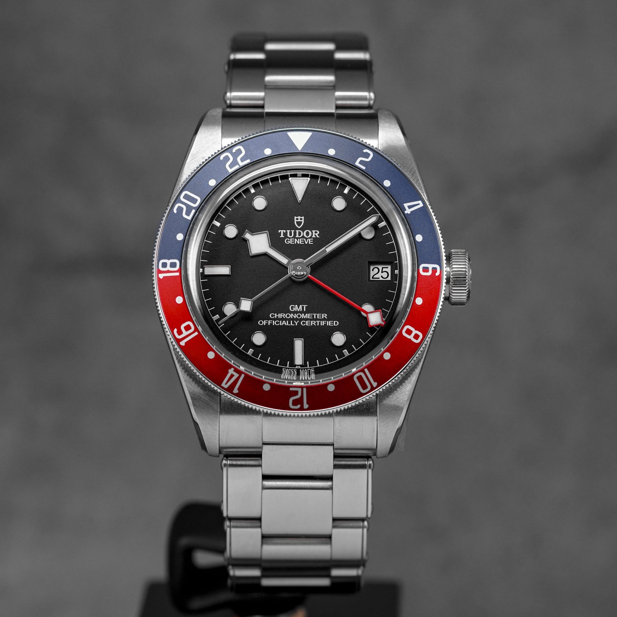 harga tudor black bay pepsi black