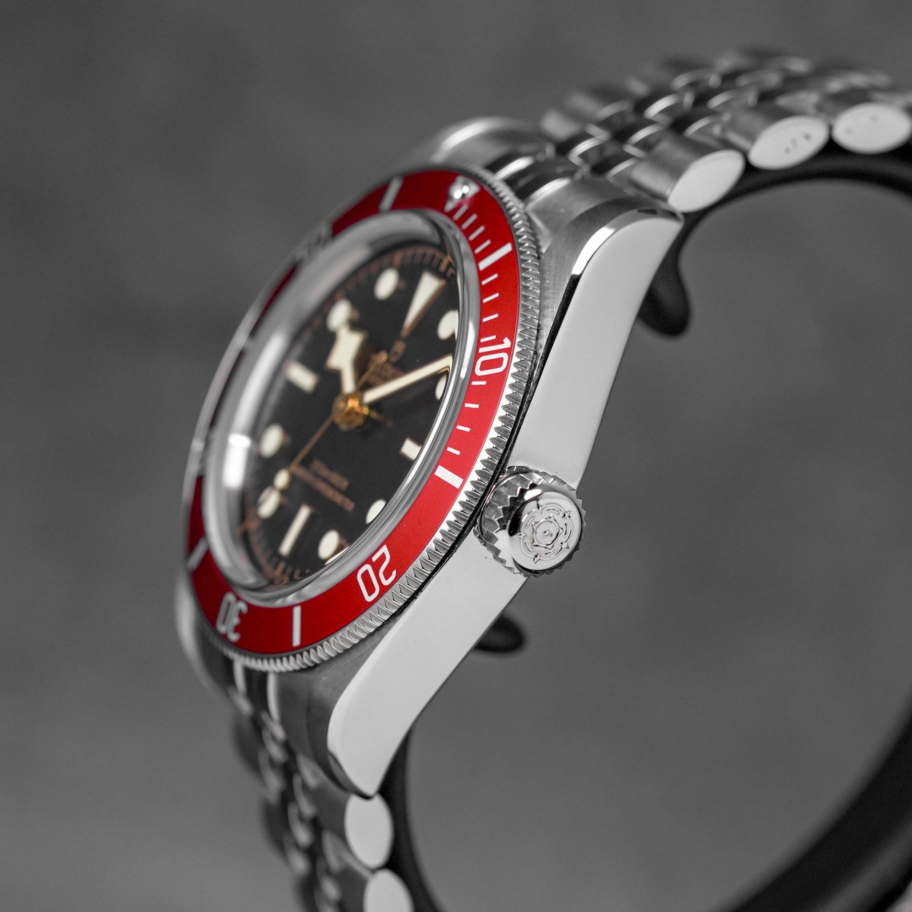harga tudor black bay red burgundy