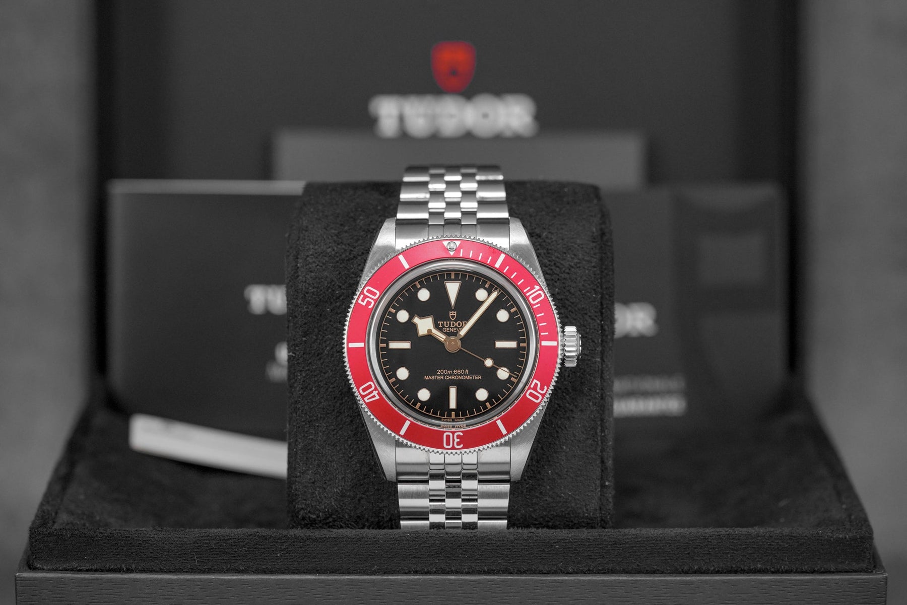 harga tudor black bay red burgundy