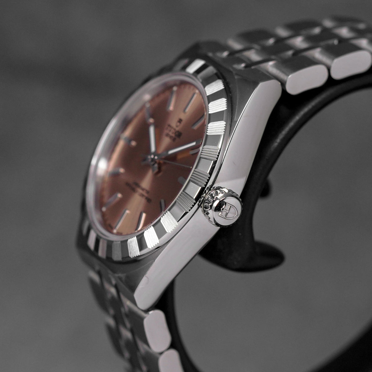 ROYAL 30MM SALMON DIAL (2026)