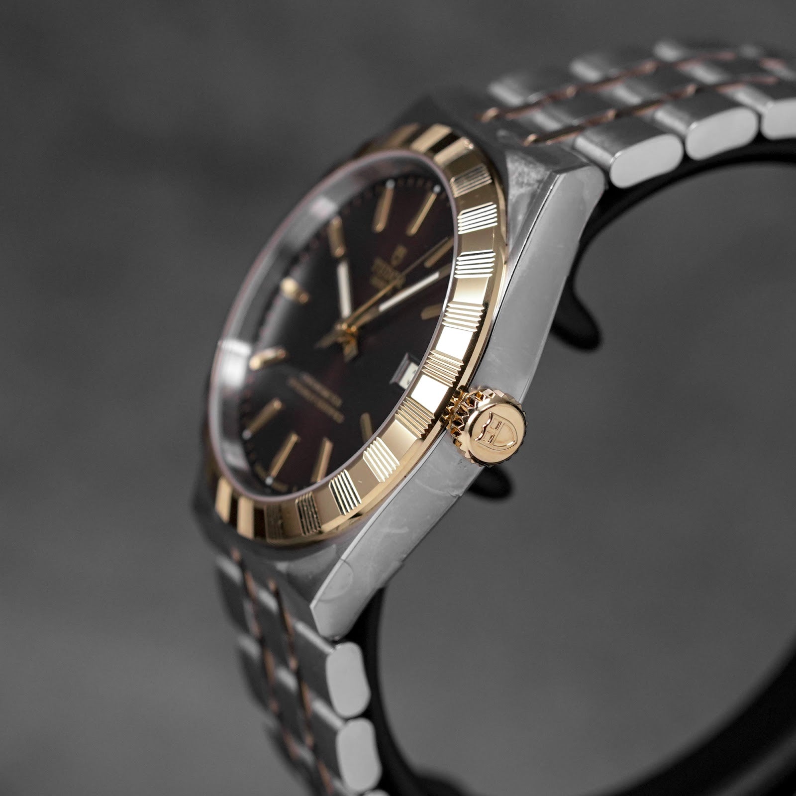 tudor royal 36 yellowgold brown