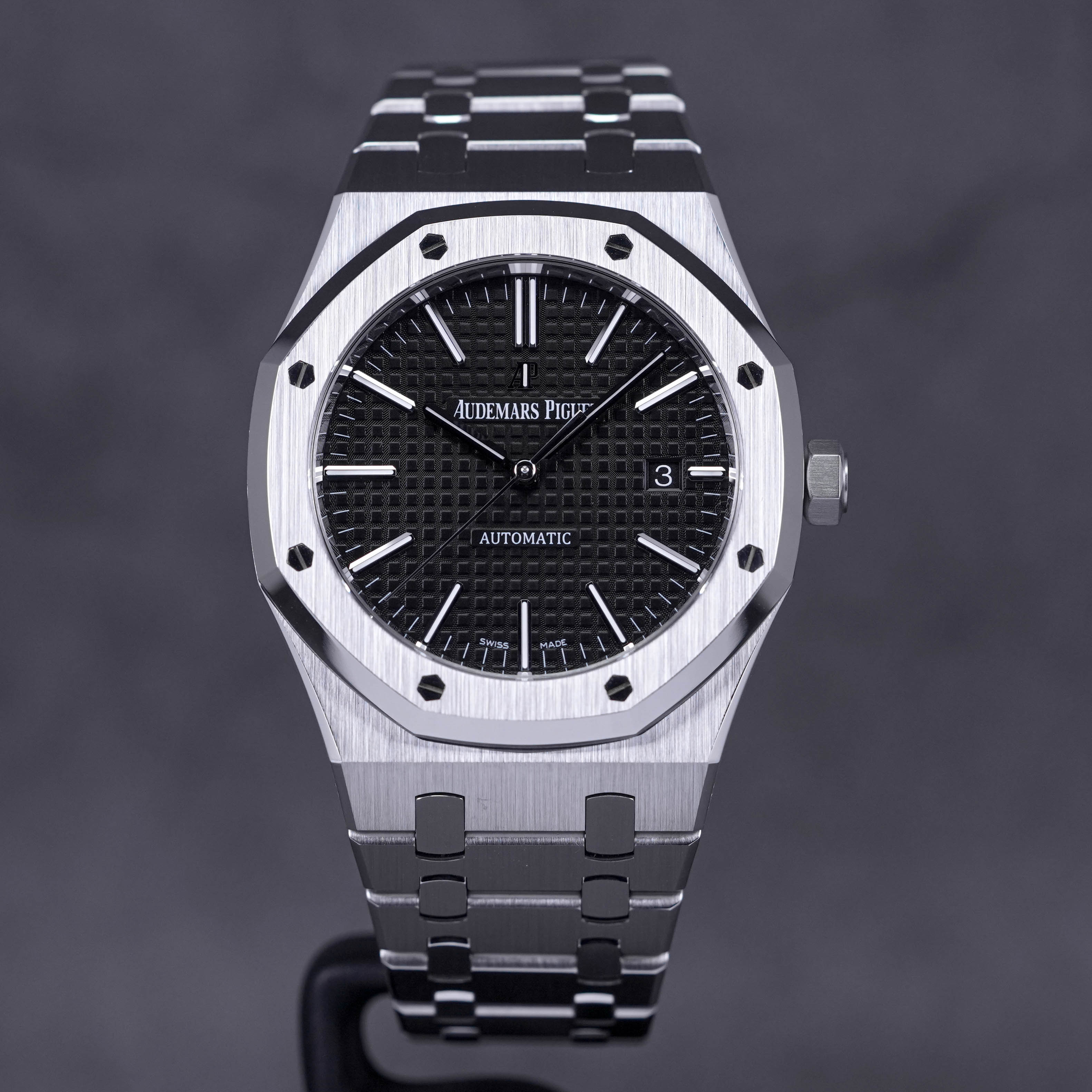 Audemars piguet hot sale black dial