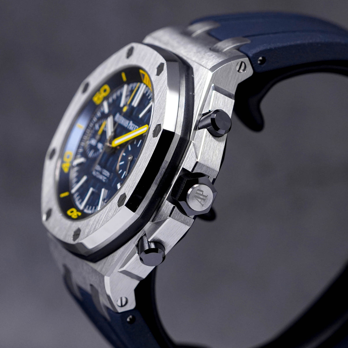 AUDEMARS PIGUET ROYAL OAK OFFSHORE DIVER CHRONOGRAPH