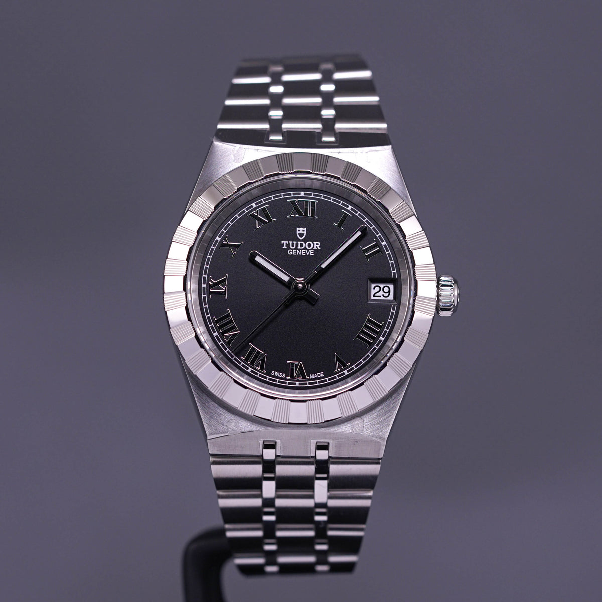 ROYAL 34MM BLACK DIAL