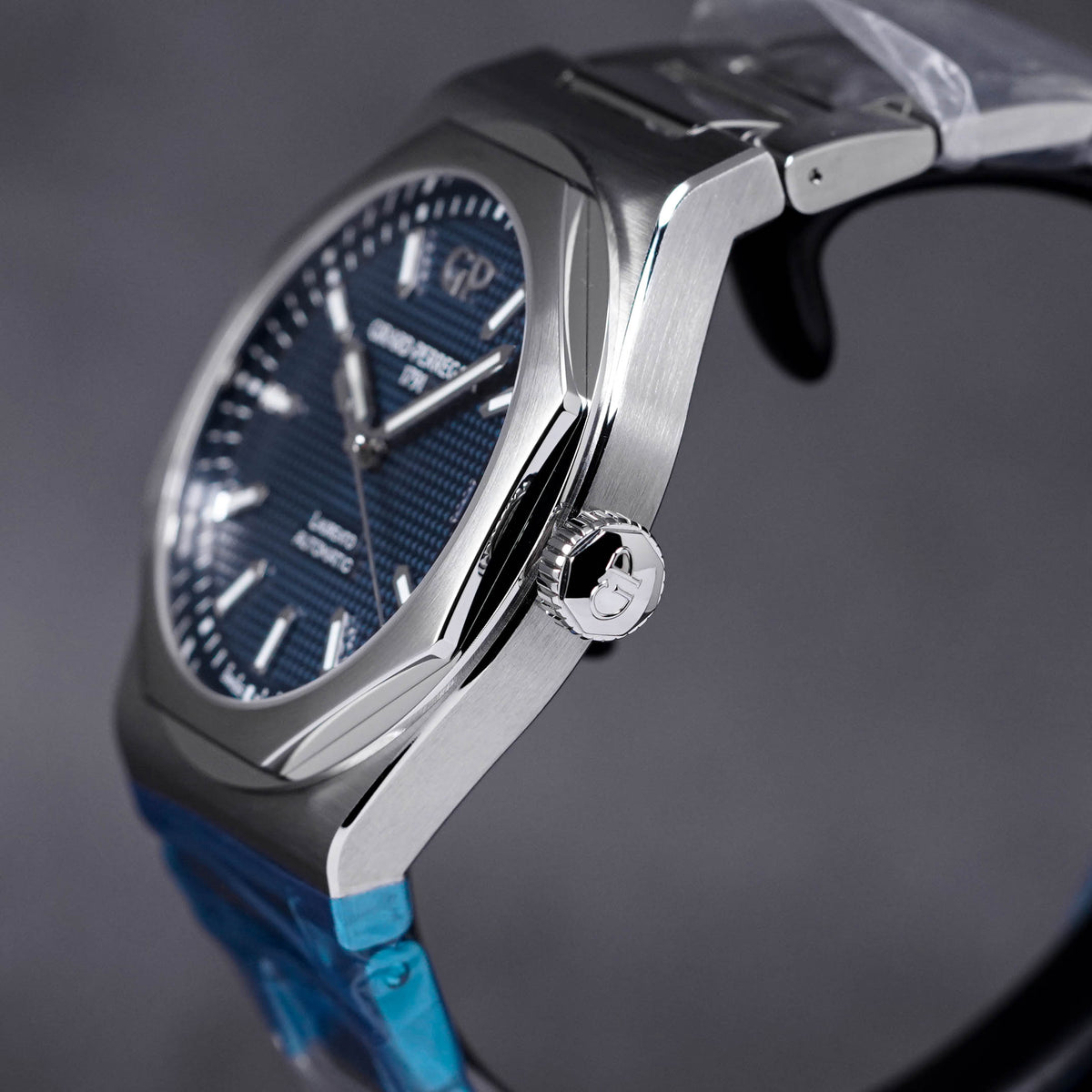 GIRARD PERREGAUX BLUE