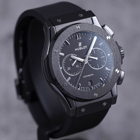 CLASSIC FUSION CHRONOGRAPH 42MM BLACK MAGIC (2022)